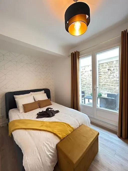 Chic In Paris - Oberkampf Apartment